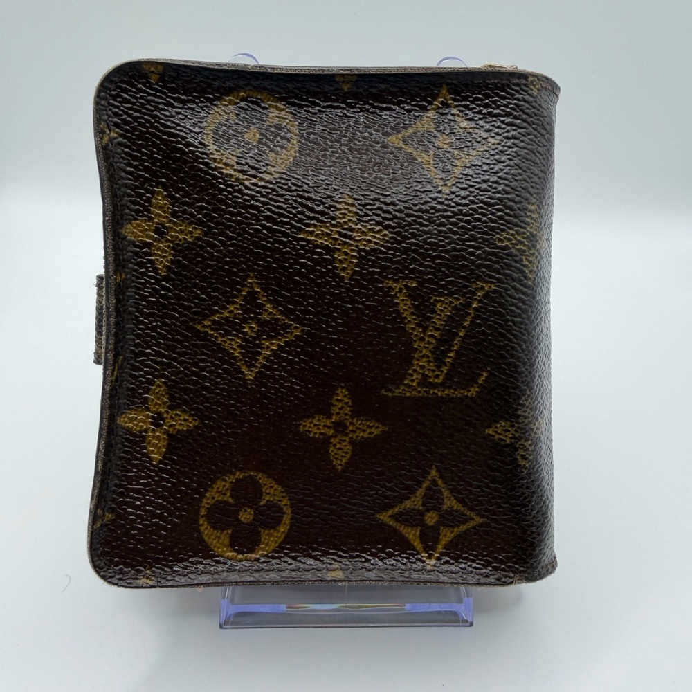 Louis Vuitton Monogram Compact Zippe Zipped Wallet - Picture 3 of 9
